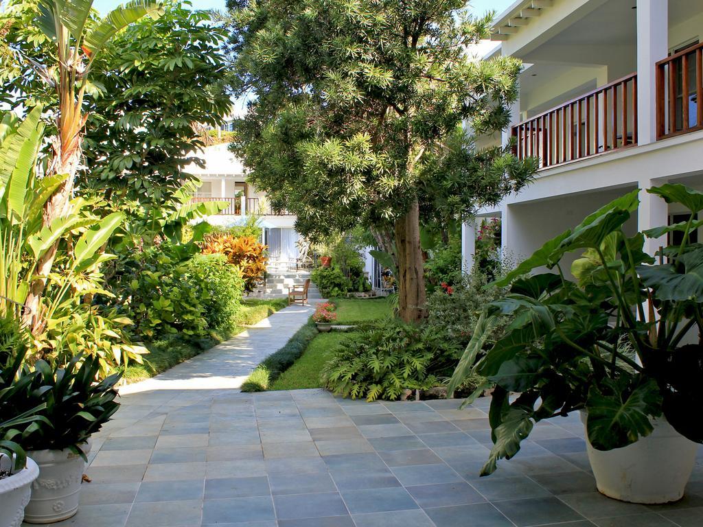 Pembroke Rosedon Hotel מראה חיצוני תמונה