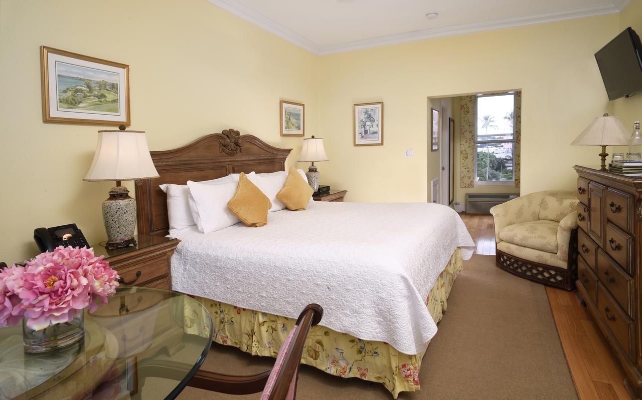 Pembroke Rosedon Hotel מראה חיצוני תמונה