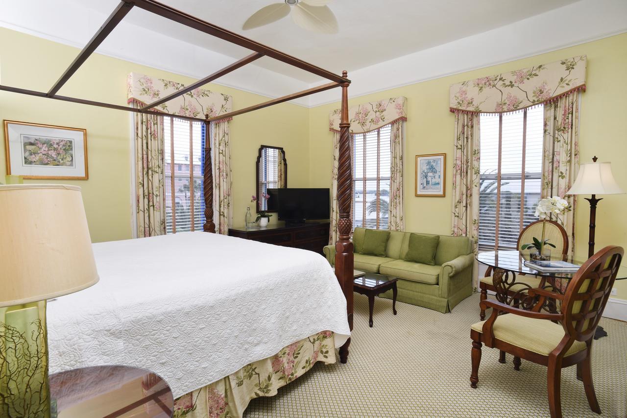 Pembroke Rosedon Hotel מראה חיצוני תמונה