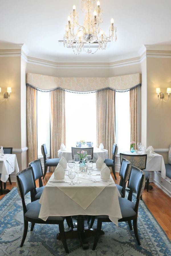 Pembroke Rosedon Hotel מראה חיצוני תמונה