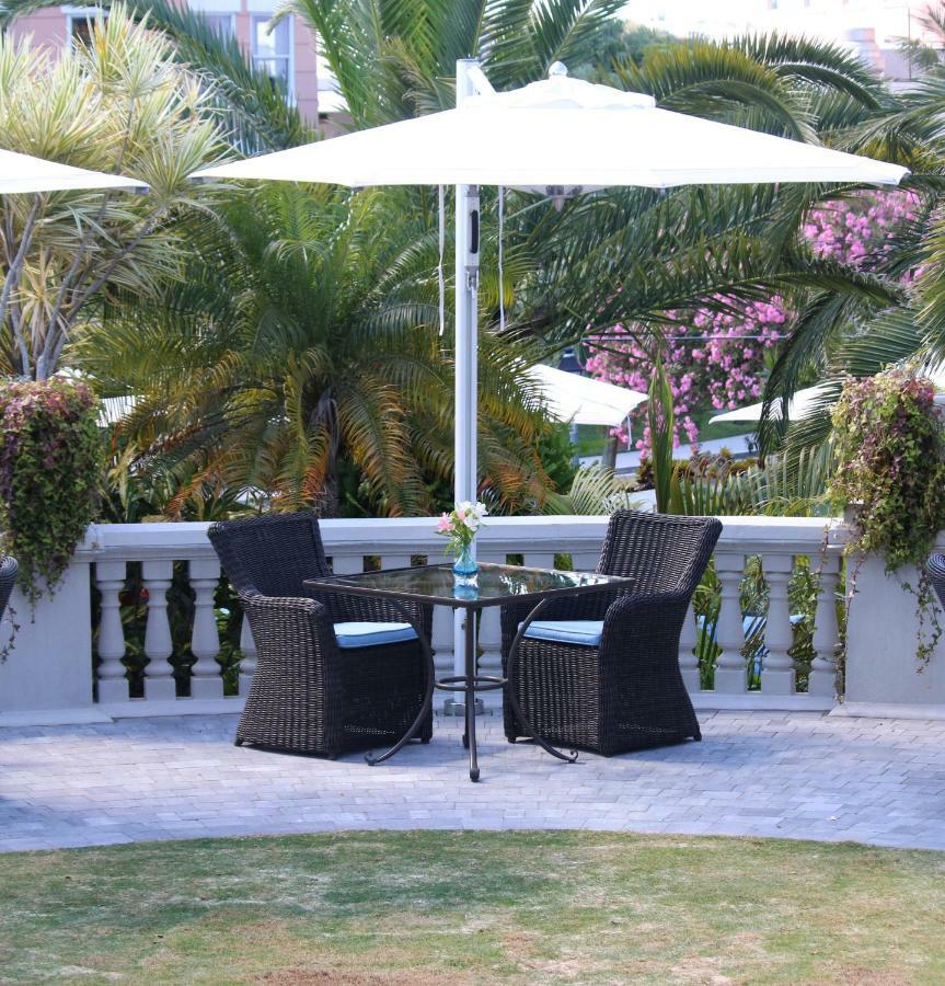 Pembroke Rosedon Hotel מראה חיצוני תמונה